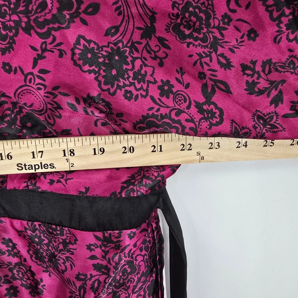 Torrid Blouse Womens Size 1‎ Black Pink Flowers Tunic Tie